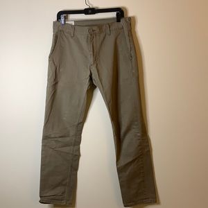 Men’s Levi khakis